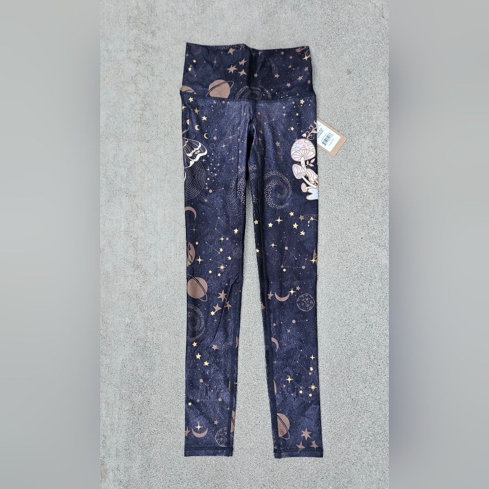 NWT NIYAMA SOL SHROOM GALAXY LEGGINGS, GOLD FOIL, GALAXY, CELESTIAL, STARS SMALL - Picture 3 of 10